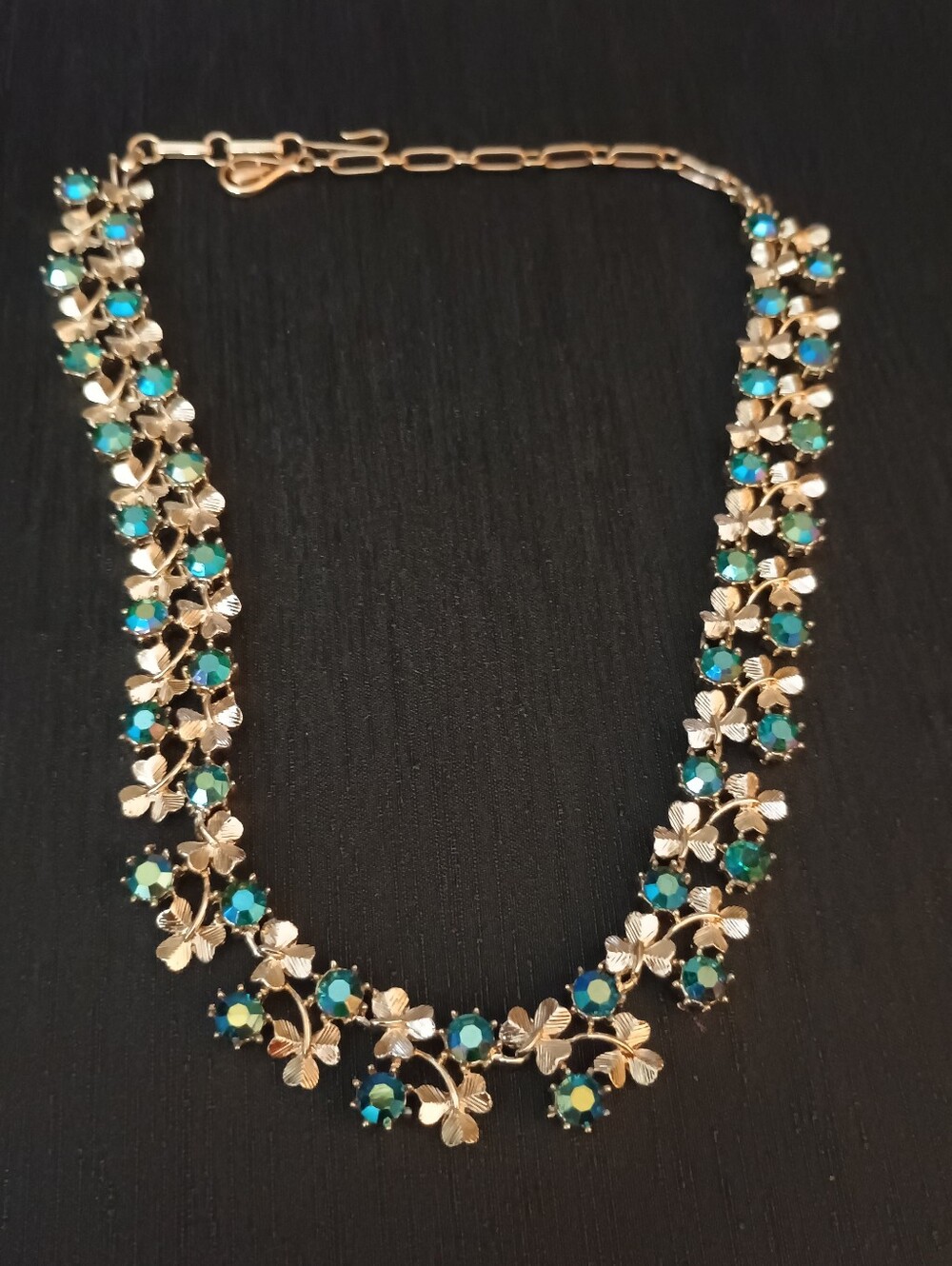 Vintage Coro Silver Tone Blue Aurora Borealis Rhinestone Necklace
